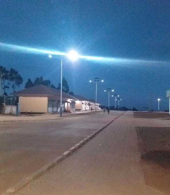 包头市非洲科特迪瓦太阳能路灯工程